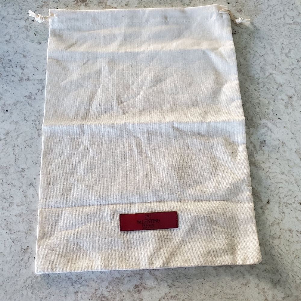 Valentino Garavari dust bag